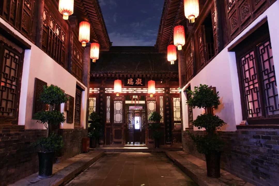 夜游中国金陵夜未央 (夜未央北京旅游攻略)
