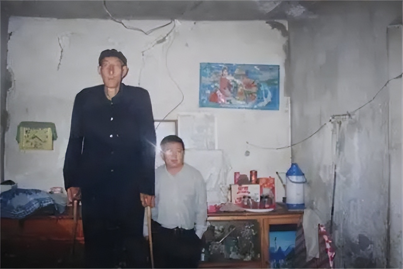 中国巨人鲍喜顺还活着吗,中国巨人鲍喜顺家人现状