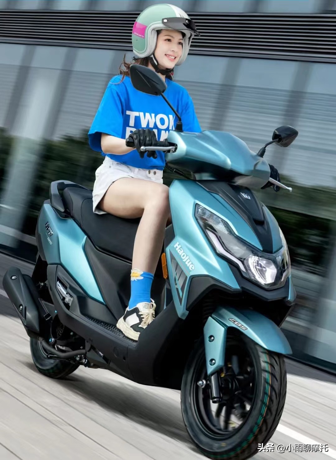 豪爵新款踏板ucr125发布,豪爵新款ufd踏板摩托车