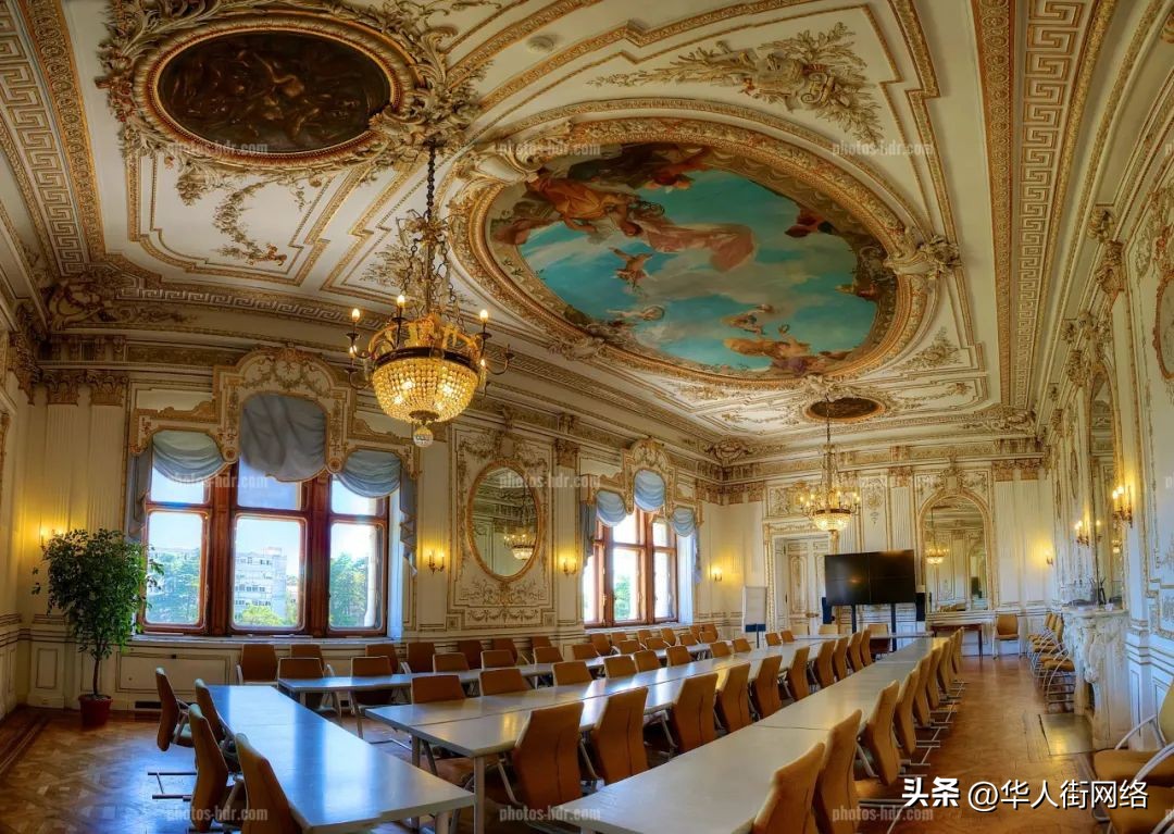 盘点法国最美的十个大学校区！在宫殿里上课是什么体验？