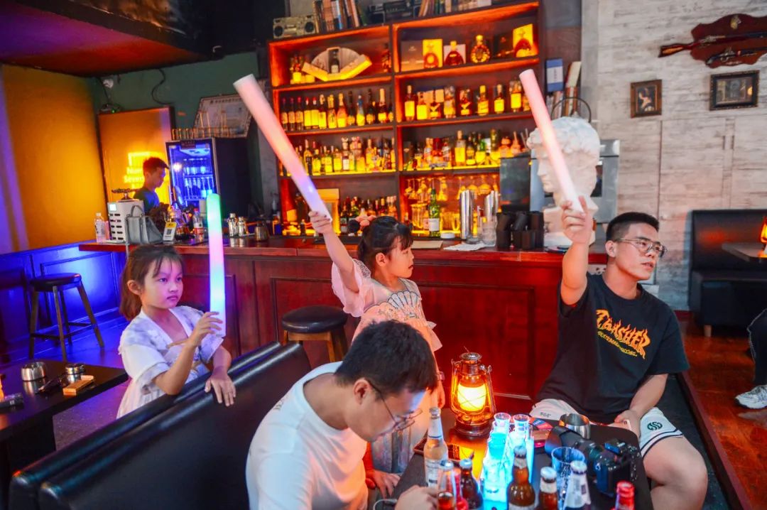 从“江湖”到酒吧,我一天穿越了古今!