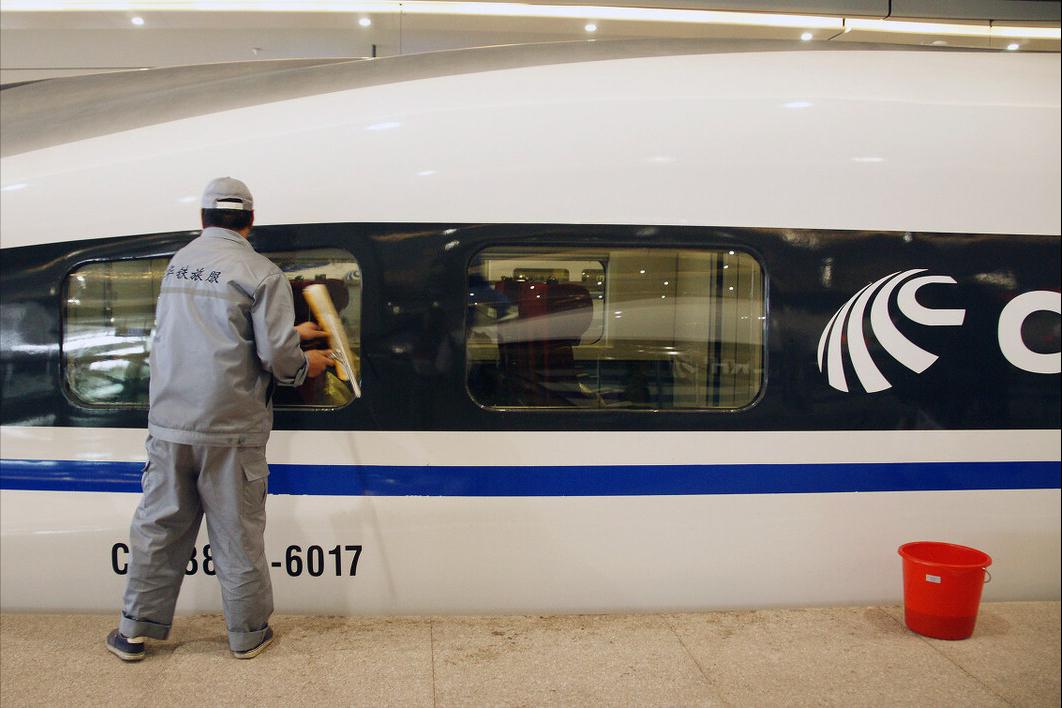 高铁脏了怎么办,高铁清洁全过程