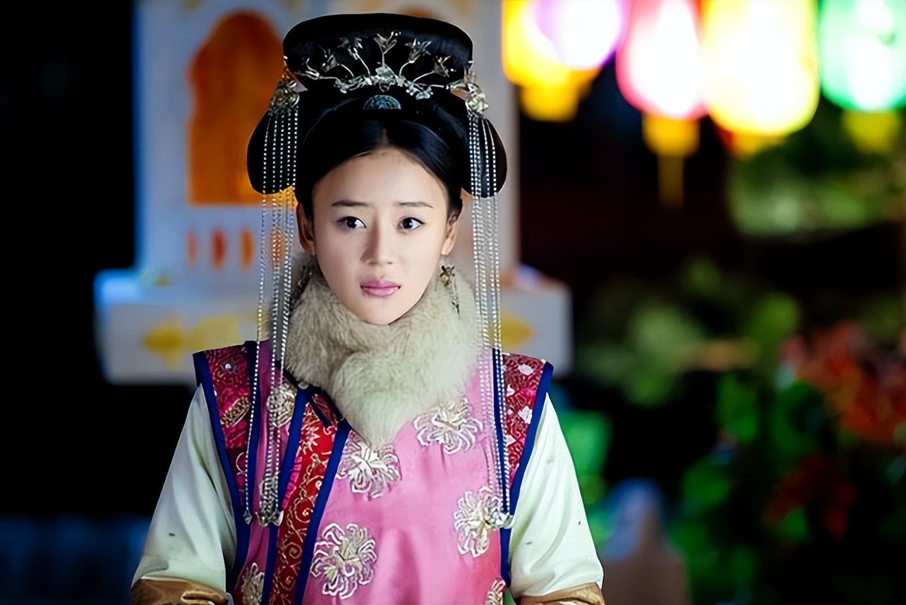 那些扮丑年轻却美若天仙女明星,曾经被嫌弃长得丑的女星