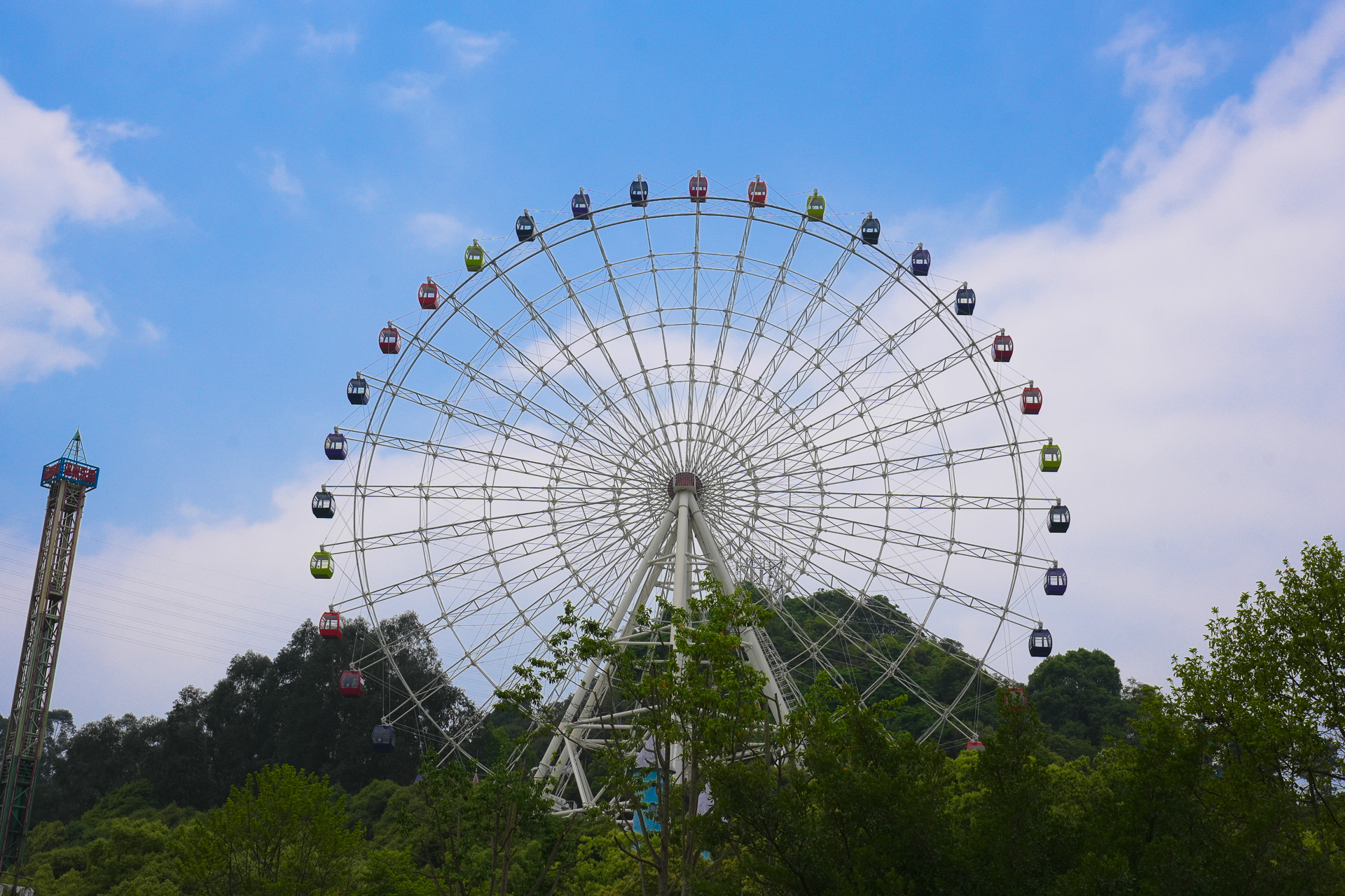 温州瓯海美食一条街,温州乐园刺激惊险