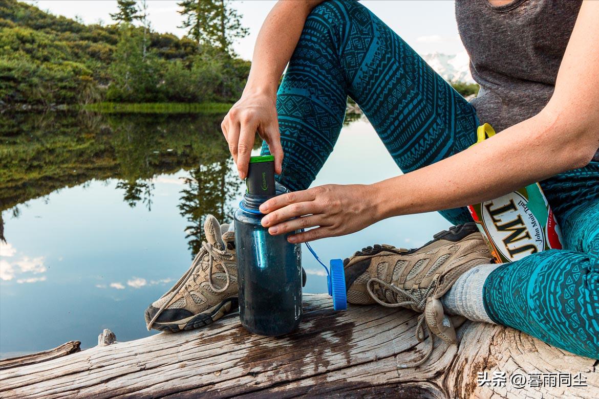 徒步滤水,野外水净化的最佳方法
