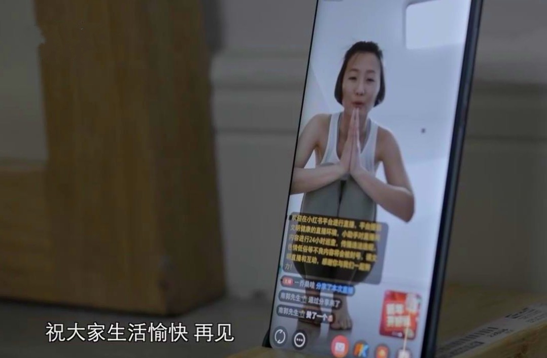 90后女孩断舍离家仅剩6件家具,80平方断舍离六件家具