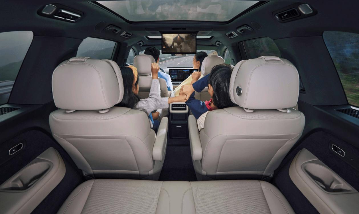 理想l8在大型suv中是什么位置,理想l8和豪华品牌中型车怎么选