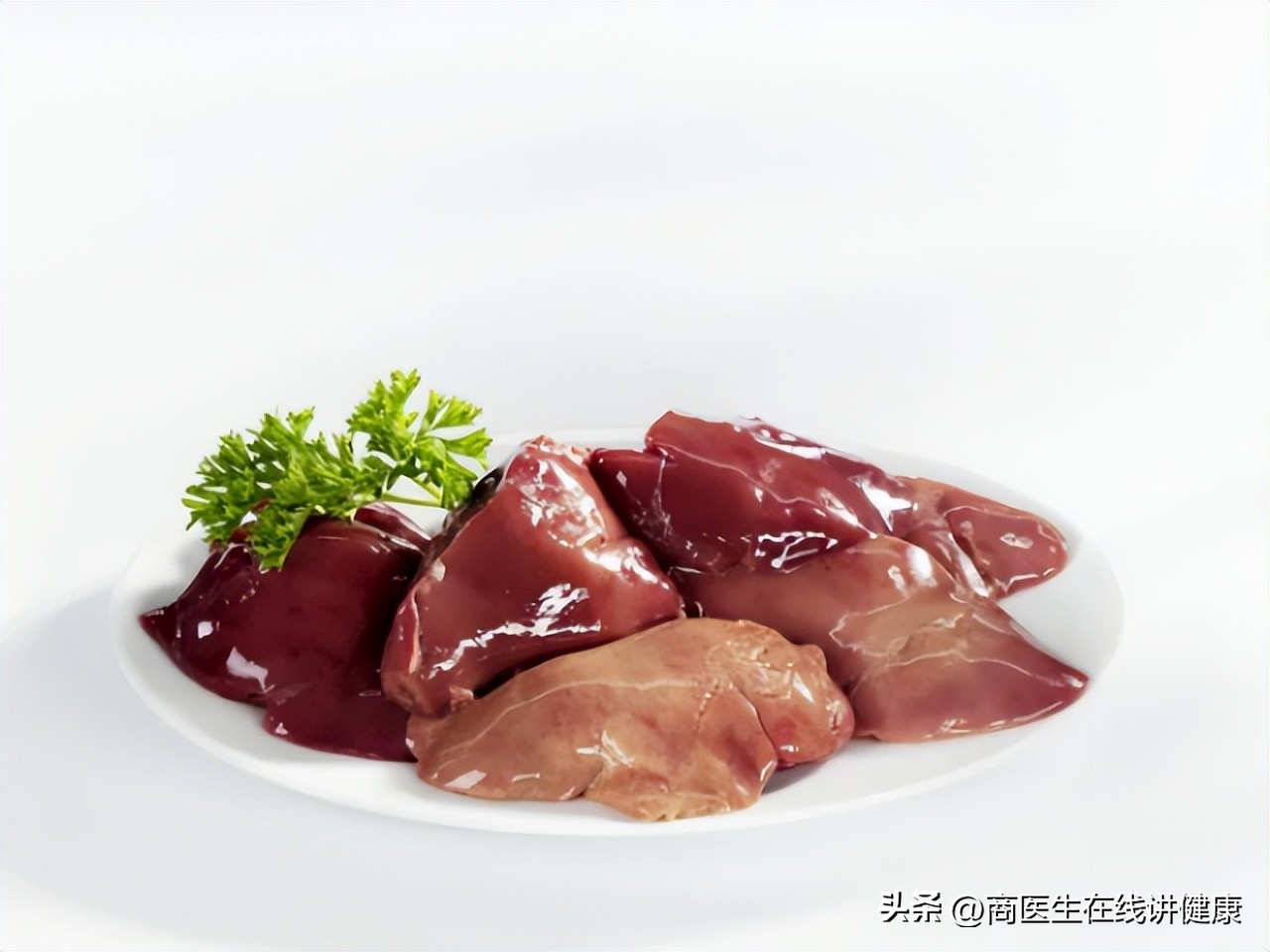 长期服用维生素会造成肝损伤吗,乱吃维生素导致肝衰退