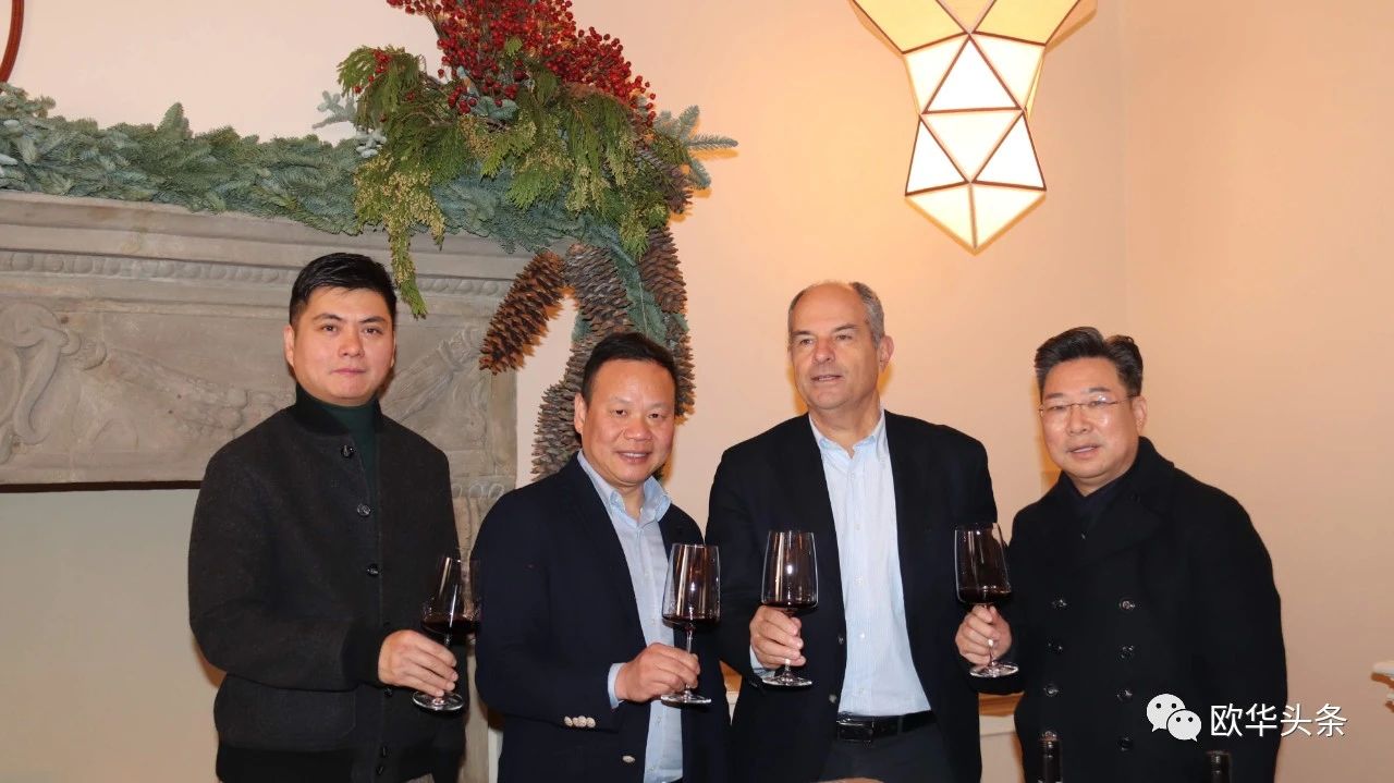 鑿叉媺鏍兼厱ferragamo鑺傛棩绀肩墿,鎰忓ぇ鍒╄憲鍚嶅ア渚堝搧鍝佺墝鑿叉媺鏍兼厱