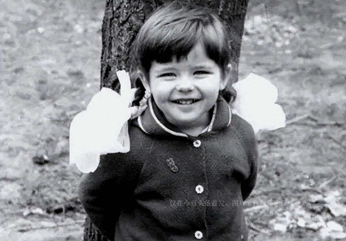 叶皇玛丽娜身高,叶皇扮演者玛丽娜身材