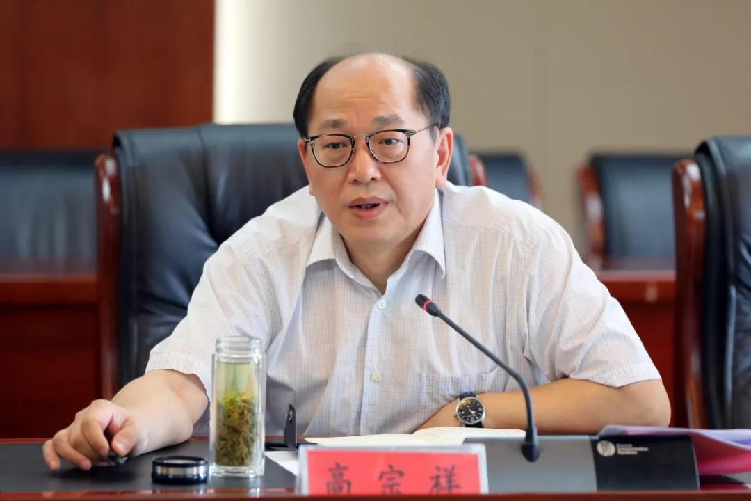 4月20日上午，又有12名官员被查，小官巨贪现象普遍！