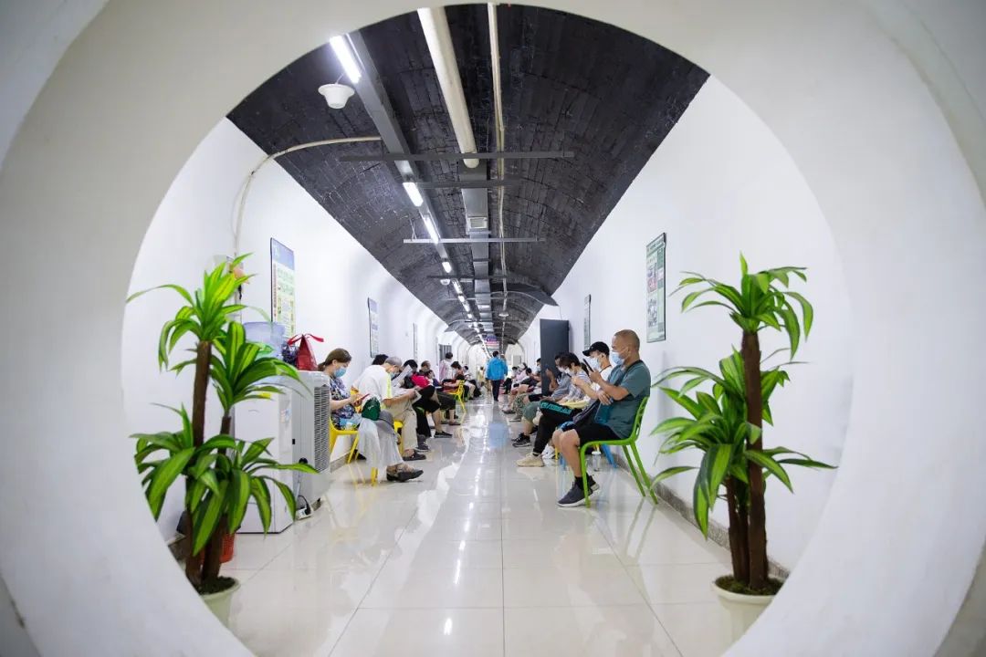 高温下如何避免中暑,高温如何防止中暑