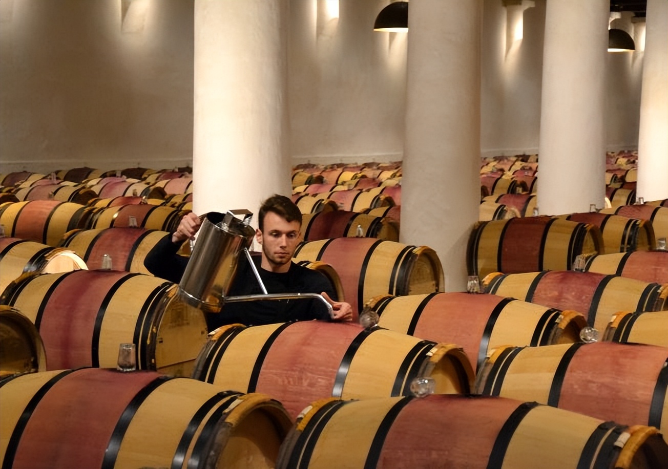 玛歌酒庄视频,玛歌酒庄红葡萄酒的介绍