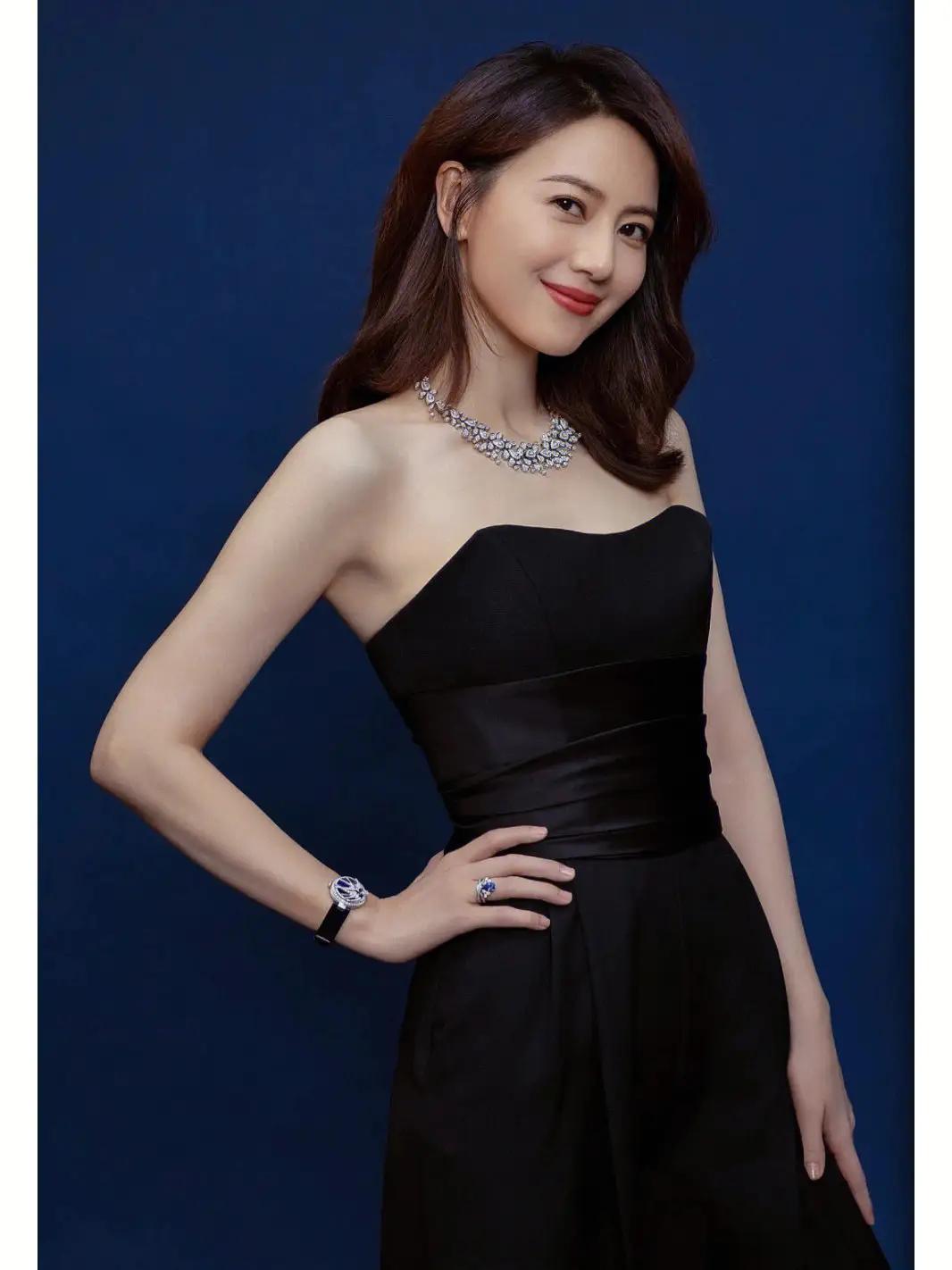 娱乐圈假新闻经典案例,娱乐圈十大假新闻