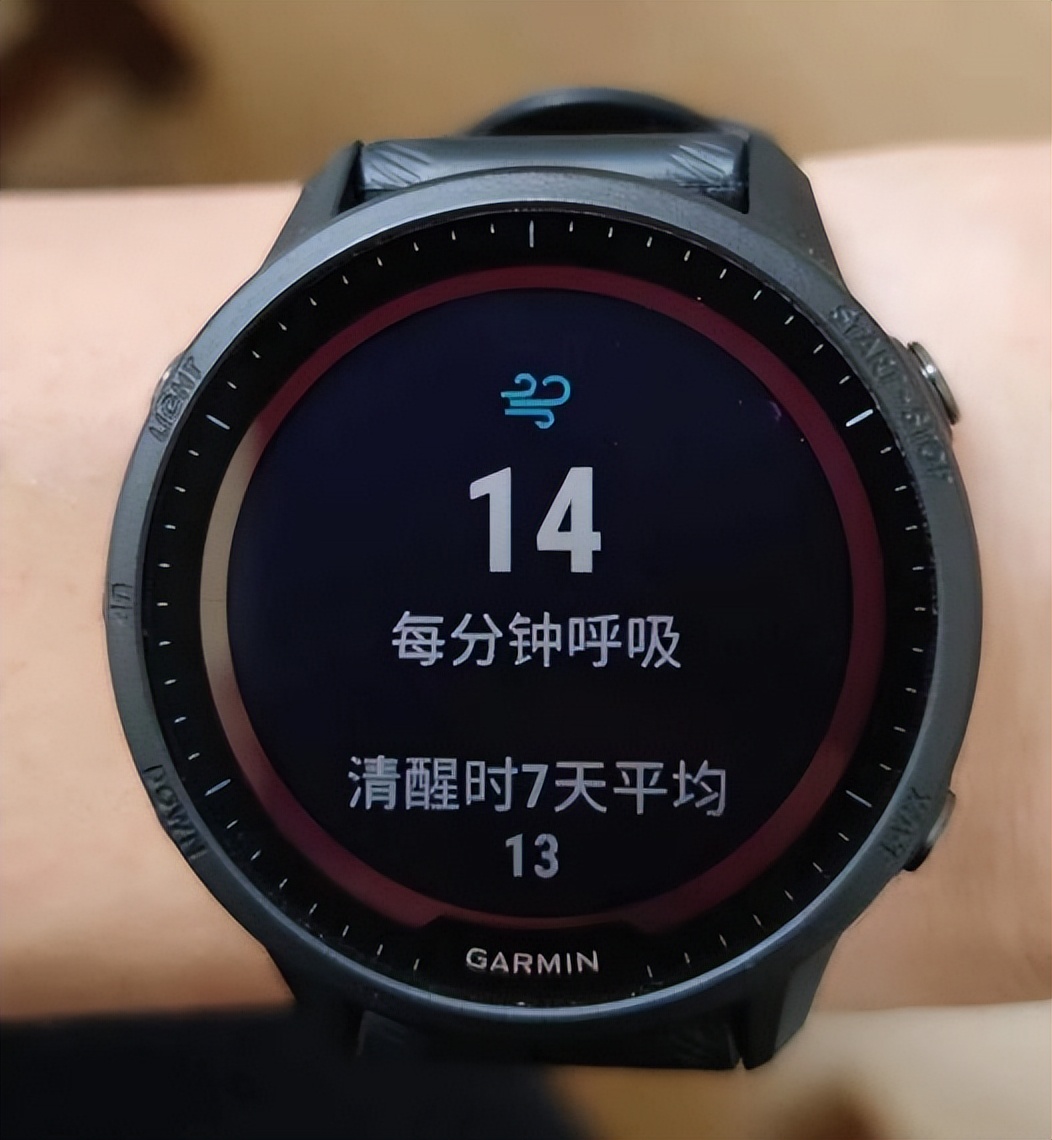 佳明garminforerunner945黑色测评,garmin佳明965测评