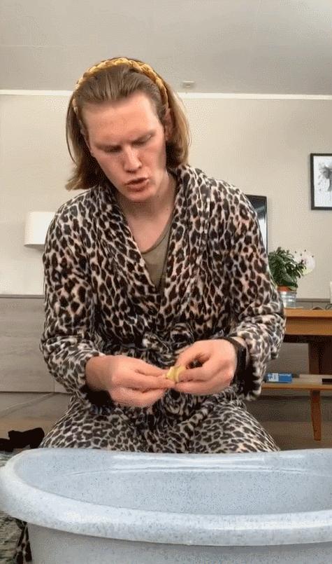 外国小伙在中国爆火，获赞超2.7亿！大秀“中式养生”看呆网友