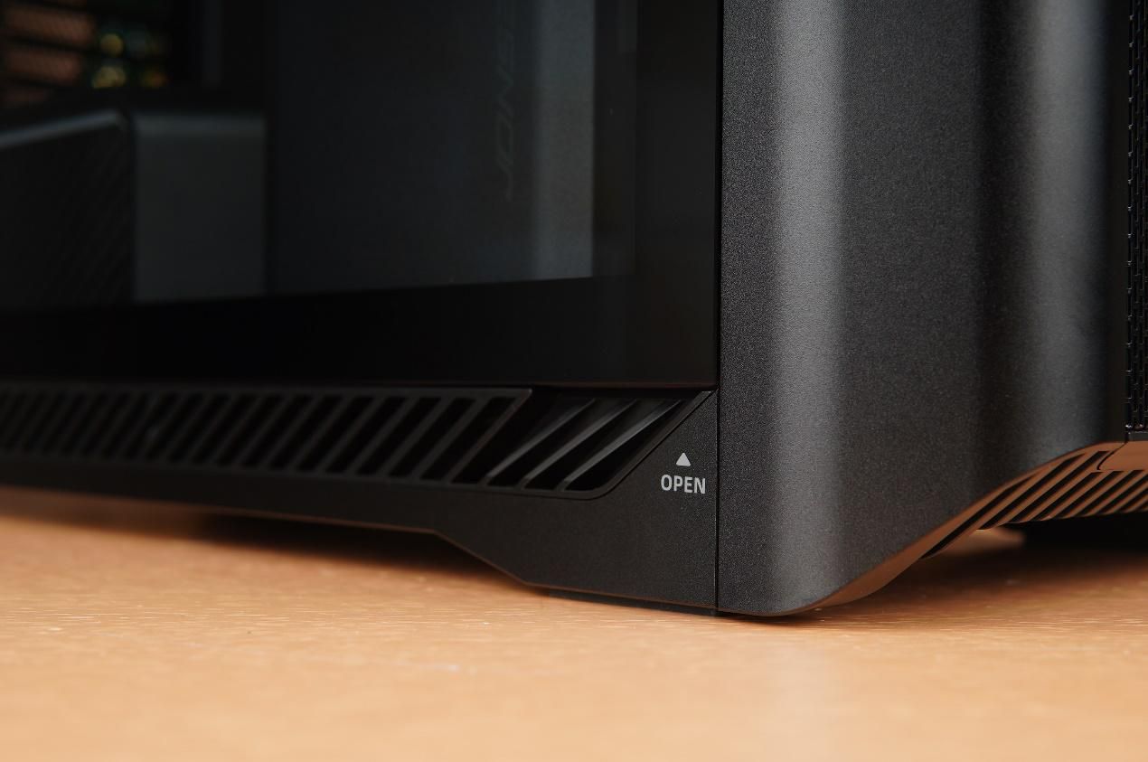 乔思伯d500多少钱,乔思伯机箱u4plus装几个硬盘