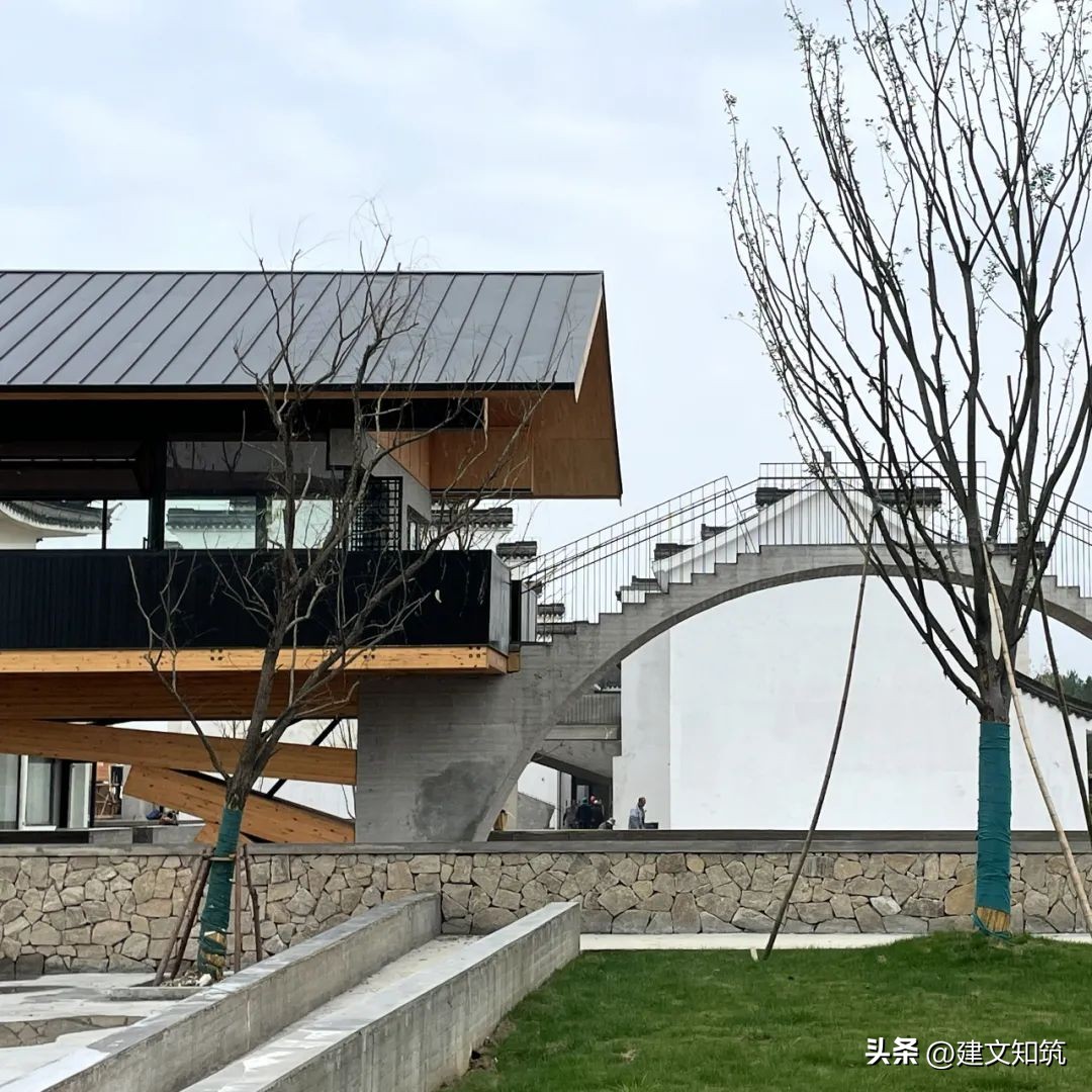 【荐筑】方村-Baudorf，相遇的场所丨佚人营造