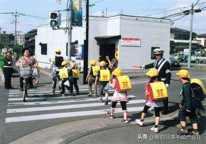 日本想增加新生儿数量，靠“给钱、给钱”有用吗？