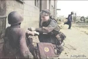 二战时期苏联女兵有多惨,苏联女兵为何穿裙子打仗