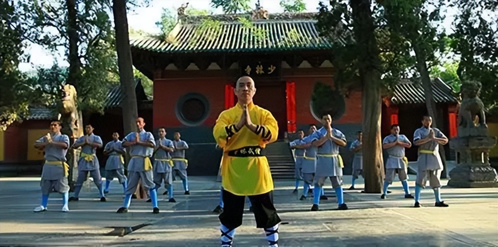 搞地产、造网红、开直播，少林寺什么时候变味了？