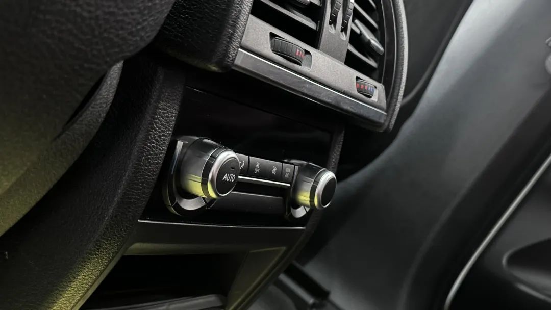 经典老车宝马x5翻新,宝马x5二手车整备翻新费用