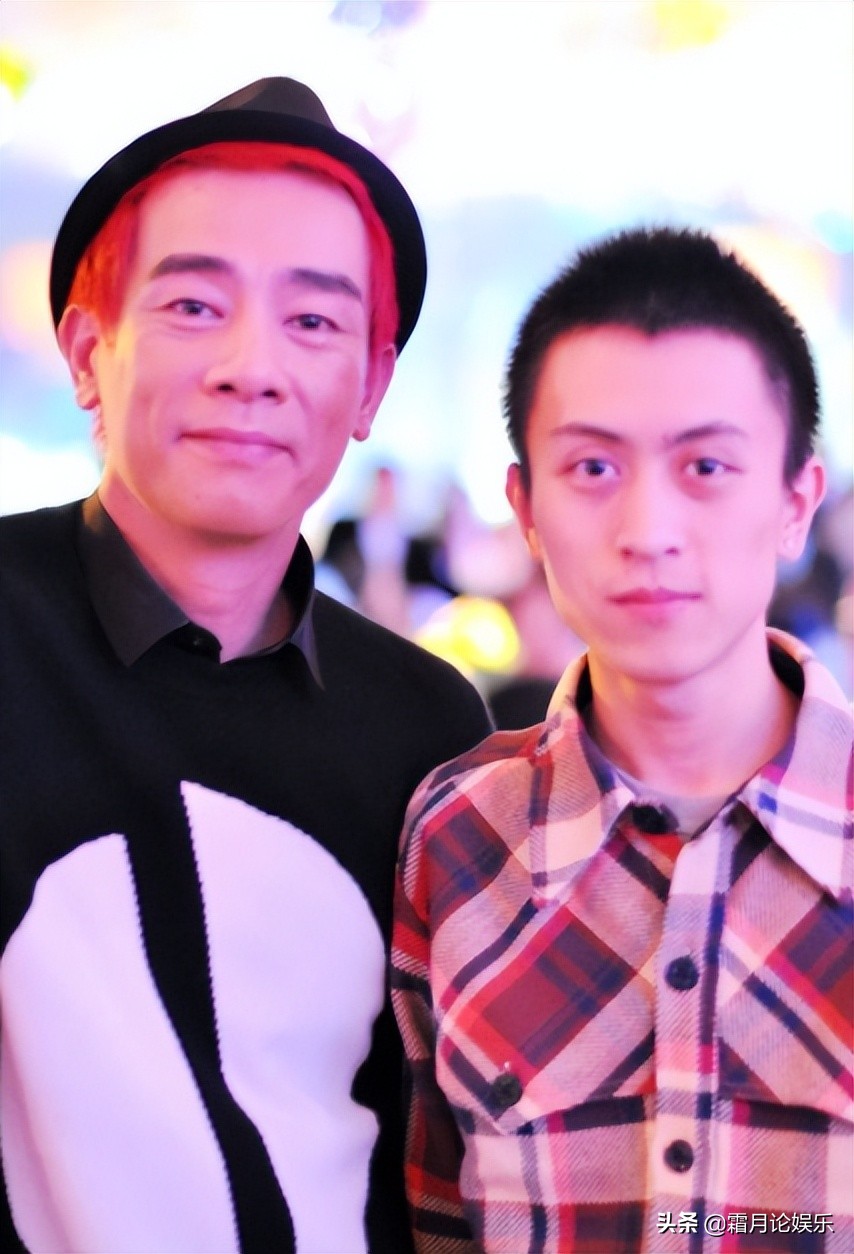 王思聪跟秦奋同款表,戴王思聪同款千万手表