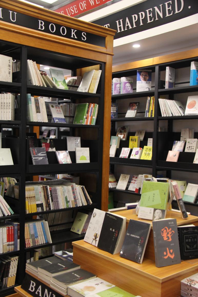 我家门口有条河,我家门前有条河全文