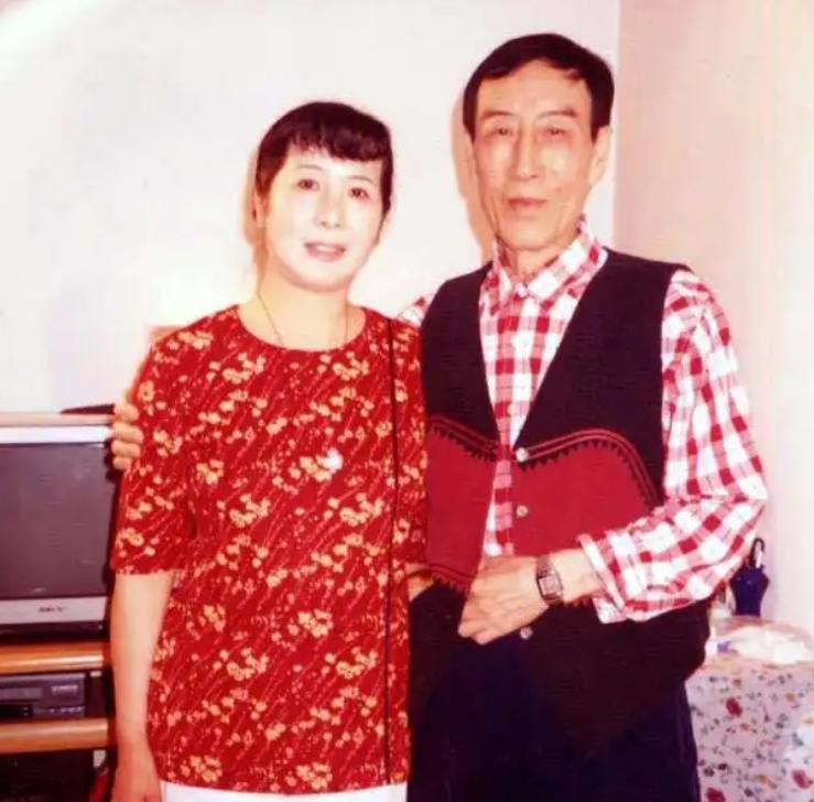 演员梁音晚年照片,电影演员梁音葬礼