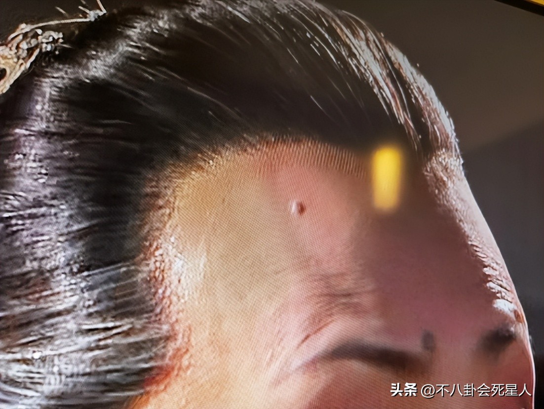 演员假发套穿帮,假发穿帮镜头