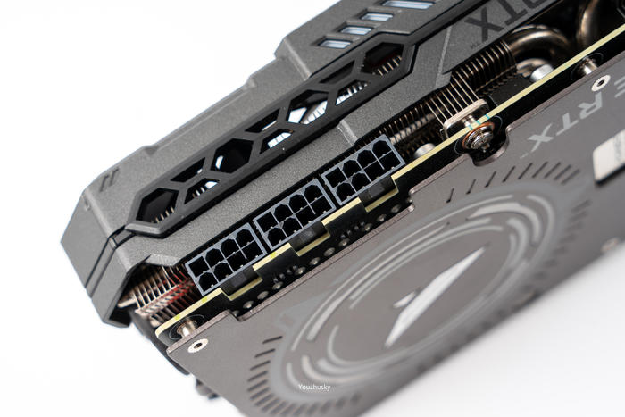 微星z690刀锋可以用1070ti吗,微星z690刀锋钛对比吹雪