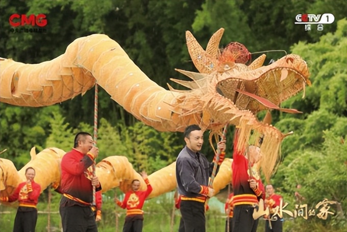 种田就是种风景！《山水间的家》见证乡村十年绿色蝶变