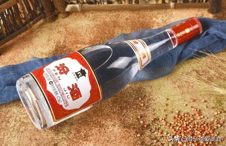 汾酒53度黄盖好还是红盖值得收藏,白玻汾酒黄盖和红盖的区别