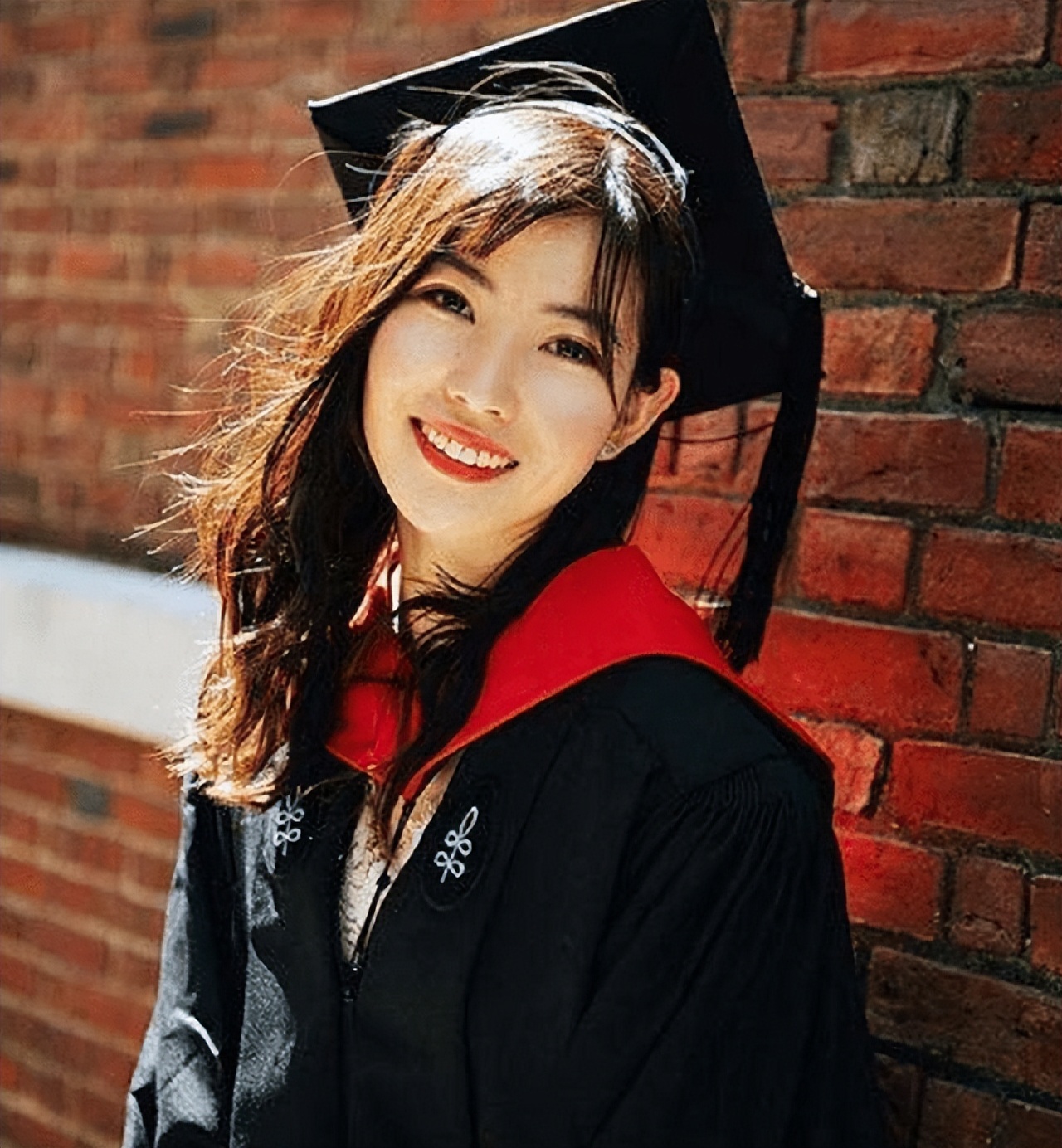 95后浙江女孩拒绝保送清华,17岁才女拒绝保送清华