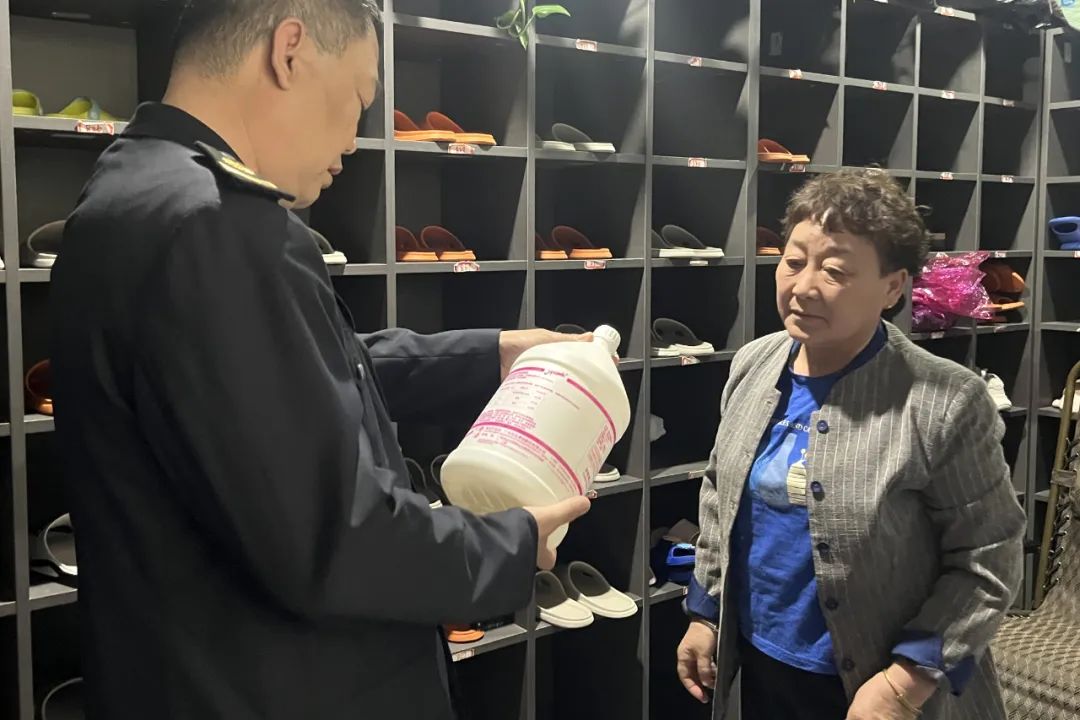 万荣县卫健行政执法队开展公共场所集中空调通风设施监督检查