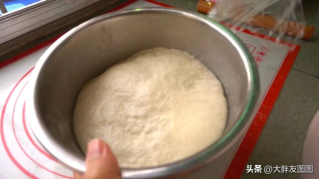 不拉丝的芝士披萨怎么做,简单又好吃的芝士披萨