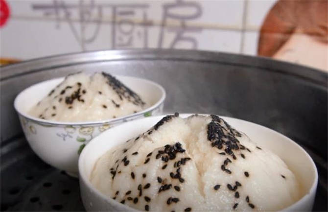 蒸米糕怎么做才松软好吃,如何做蒸米糕松软好吃