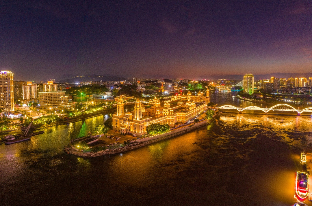 福州一日游最佳景点推荐三坊七巷,福州两日游必看景点有哪些