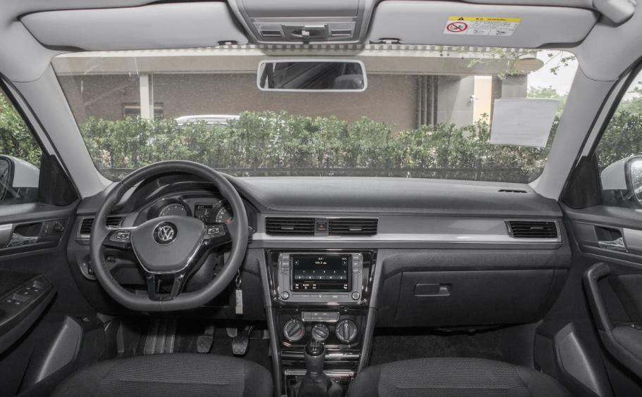 全新朗逸经典款值不值得买,家用车最好的选择还是全新朗逸