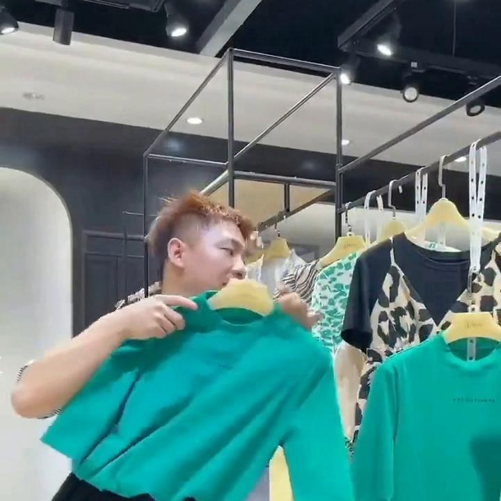 哥弟阿玛施撤柜清仓是正品吗,与哥弟阿玛施相似的女装