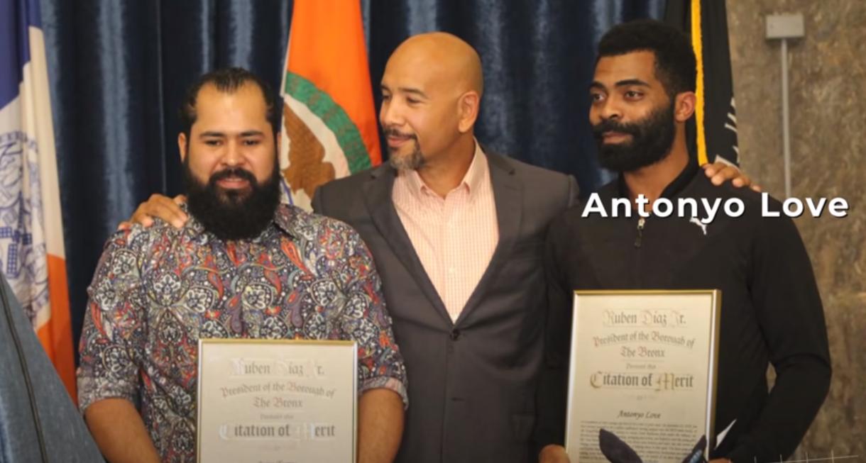 七个在不可能的幸存中幸存下来的人