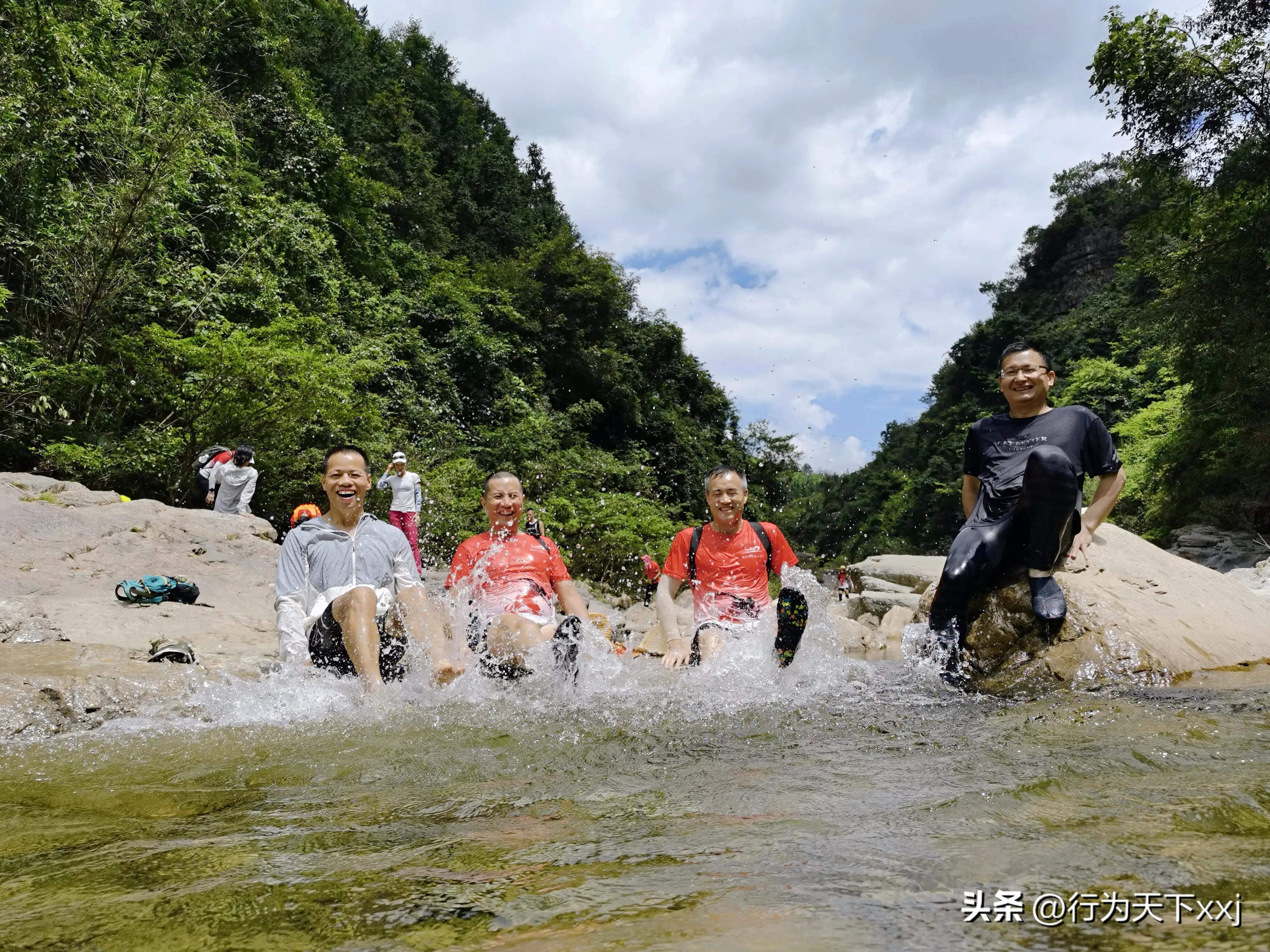 避暑天堂惹人醉完整版,避暑胜地康养天堂