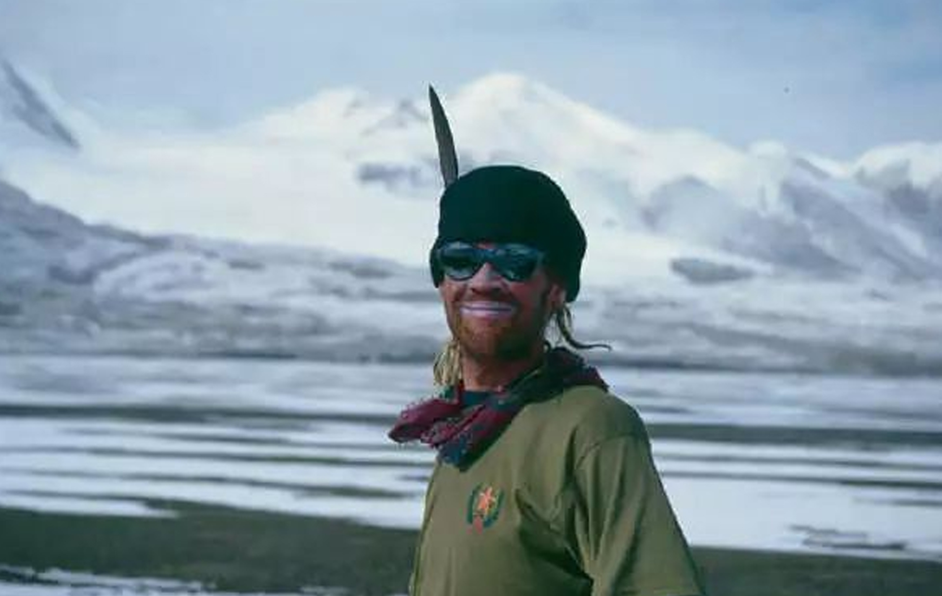 顶级探险家发现神秘洞穴,探险家的坟墓