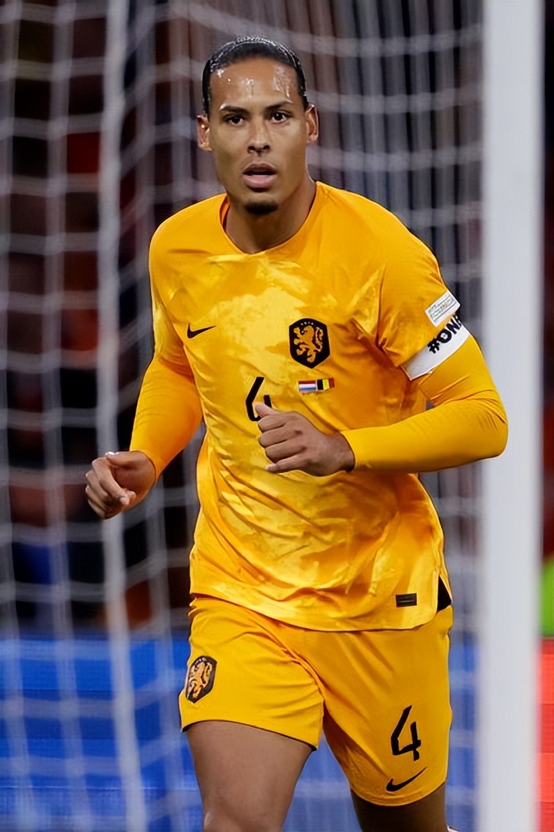 姆巴佩同期数据与梅西c罗对比,espn评nba百大球星前10