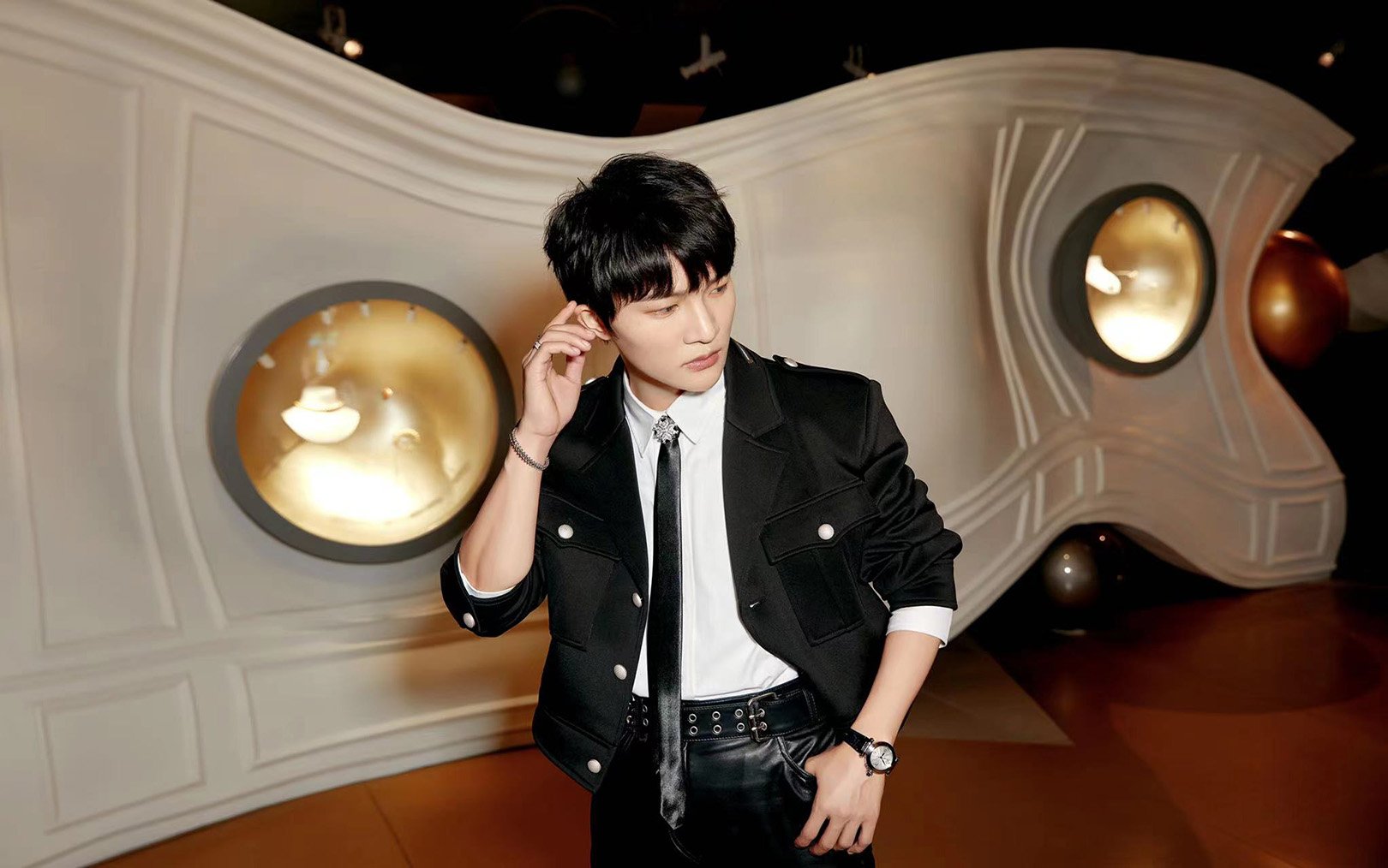 cartier卡地亚双面魅力派对,卡地亚双面魅力派对周深台下互动