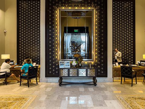 哈伊马角利兹卡尔顿,哈伊马角沙漠丽思卡尔顿酒店