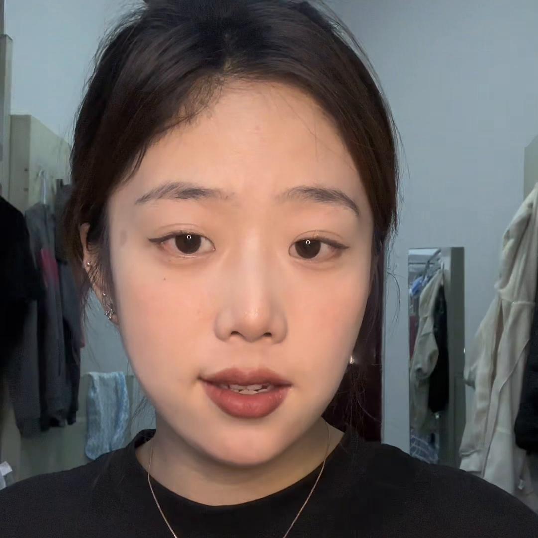 韩国底妆胶 (平价好用的底妆液)