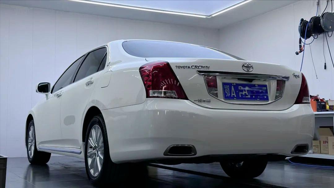 13代半皇冠底盘松散回炉重造,十三代皇冠彻底整备