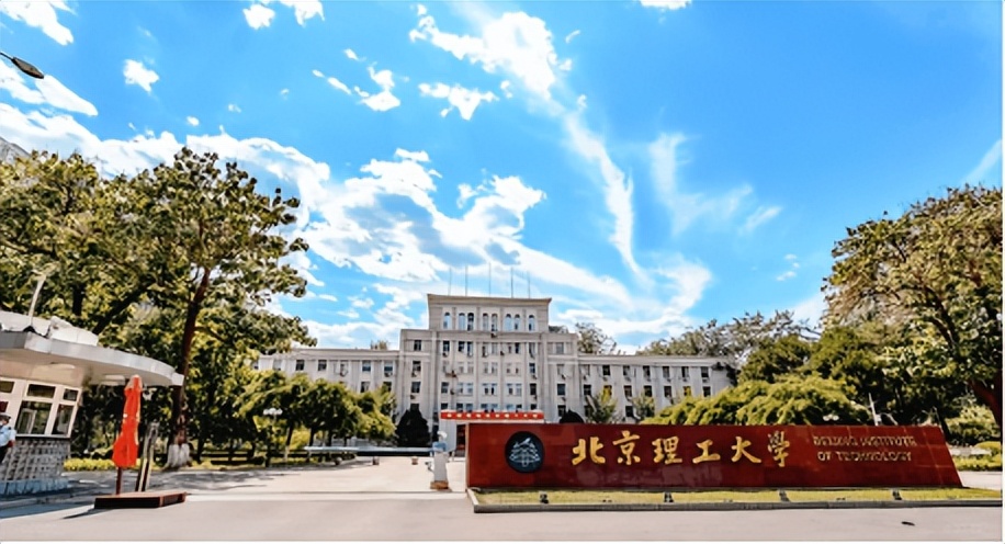 中国唯一一位世界级院士,中国最年轻院士斩获世界大奖