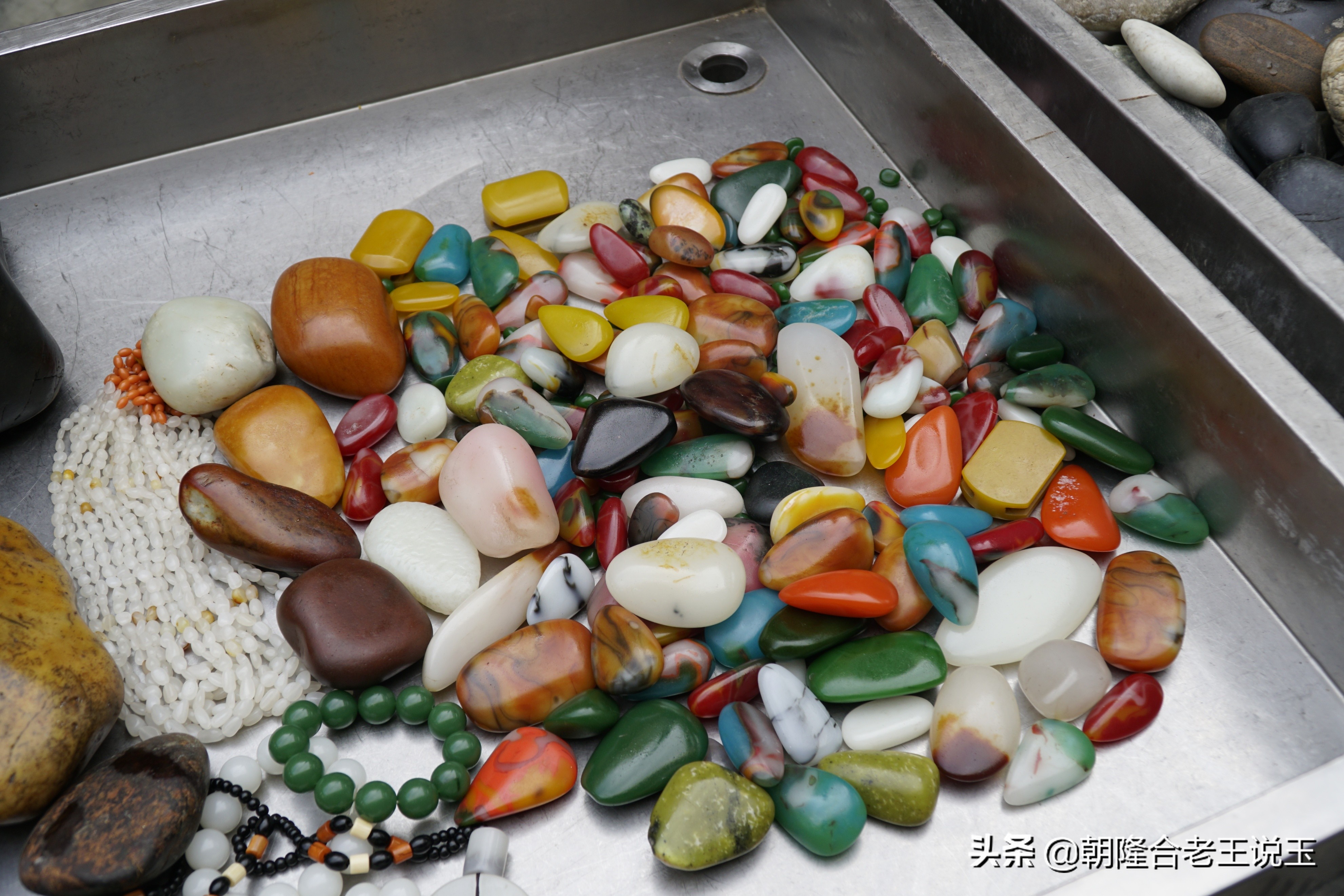 嘴上真诚心里全是套路,玉石主播的套路